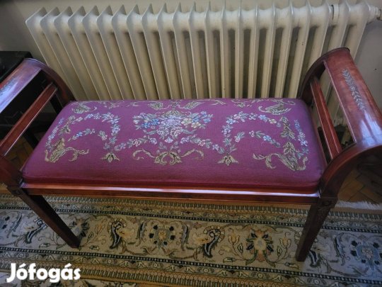 Empír ülőganitúra eladó