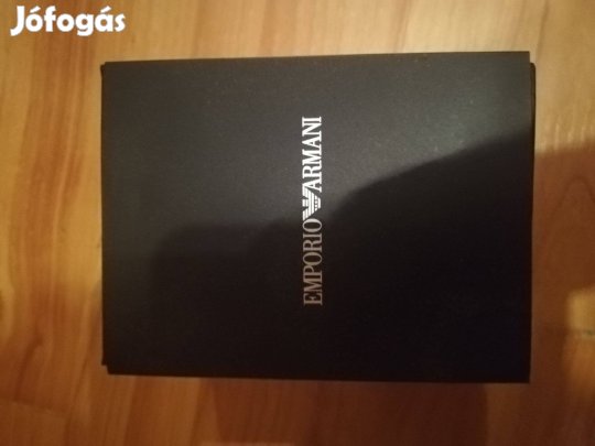 Emporio Armani férfi karóra dobozával AR2453