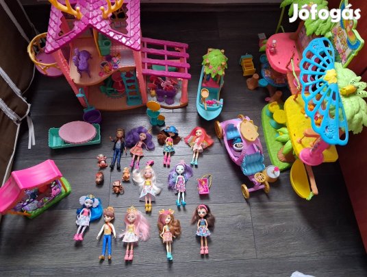 Enchantimals házak és babák