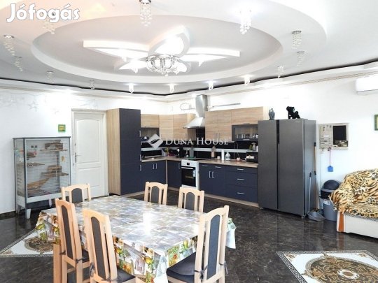 Enyingi eladó 84 nm-es ház