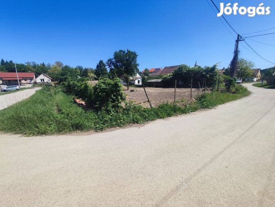 Építési telek Pánd 1000 nm