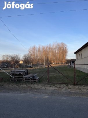 Építési telek eladó