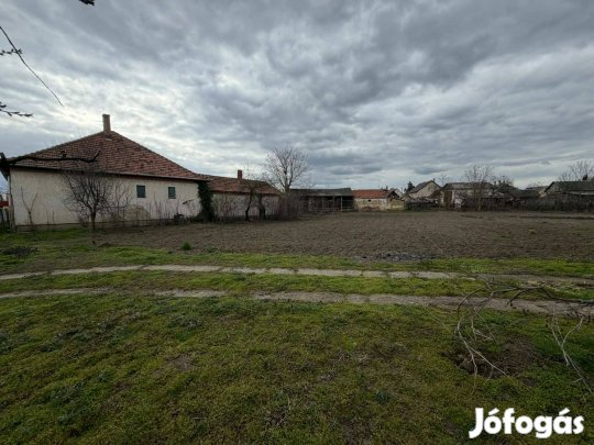 Építési telek eladó Derecskén