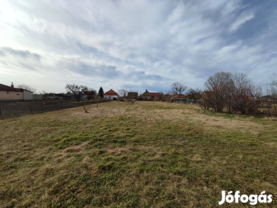 Építési telek eladó (alkudható)