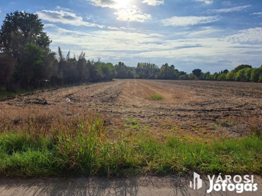 Építkezőknek, gazdálkodóknak ideális telek