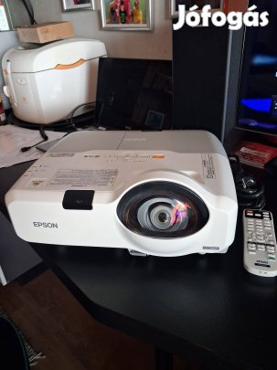 Epson EB-435W professzionális projektor házimozi
