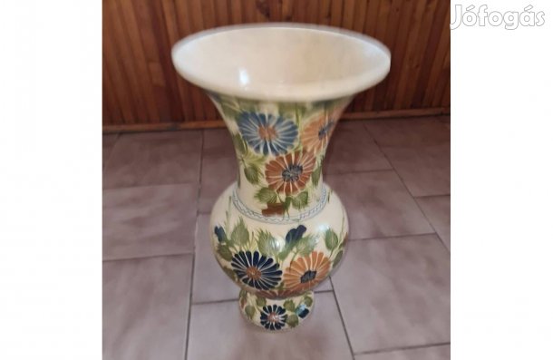 Erdélyi Padlóváza