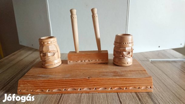 Erdélyi kézzel faragott íróasztal dísz eladó