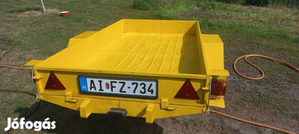 Erdőgép utánfutó eladó üzembe tartóival