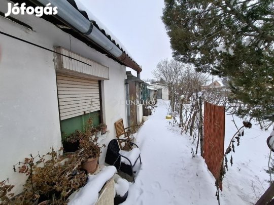 Erdőkertesi 75 nm-es ház eladó