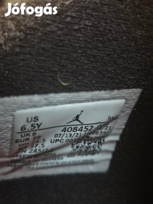 Eredeti Air Jordan retro 4