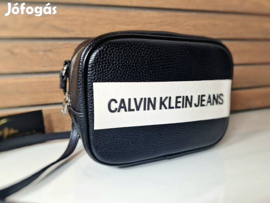 Eredeti Calvin Klein válltáska 