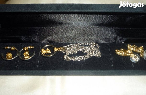 Eredeti Disney Micimackó ékszer kollekció egyben