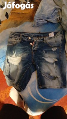 Eredeti Dsquared 2 rövidnadrág, újszerű állapotban.Az ár alkuképes