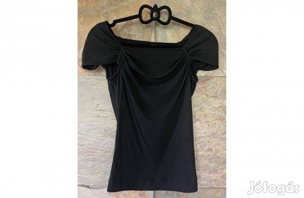 Eredeti Gucci felső eladó s méret