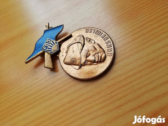 Eredeti Német Ifjúsági jelvény régi db