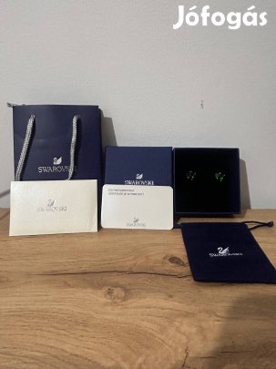Eredeti Swarovski Millenia bedugós fülbevaló (Smaragdzöld)