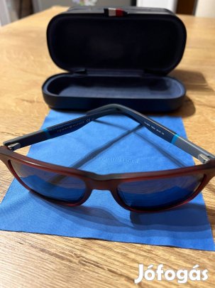 Eredeti Tommy Hilfiger napszemüveg unisex