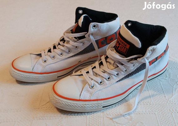 Eredeti "Converse" Magasszárú Fehér Tornacipő / Vászoncipő (45 méret)