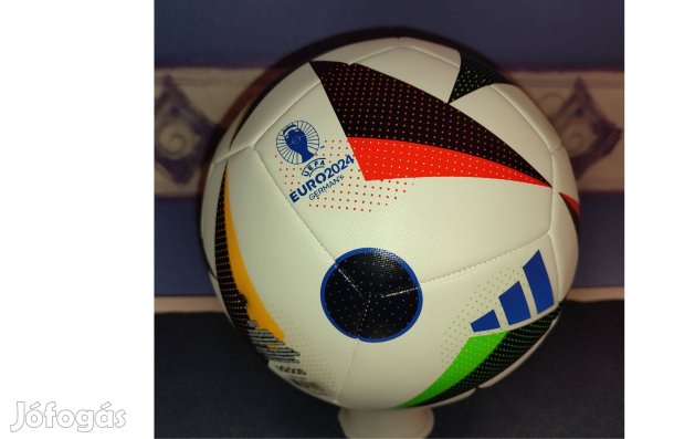Eredeti adidas EURO2024 fehér focilabda