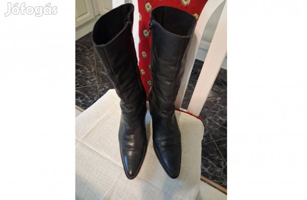 Eredeti bőr spanyol magasszárú Sanchez csizma eladó!