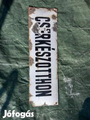 Eredeti cserkészotthon tábla