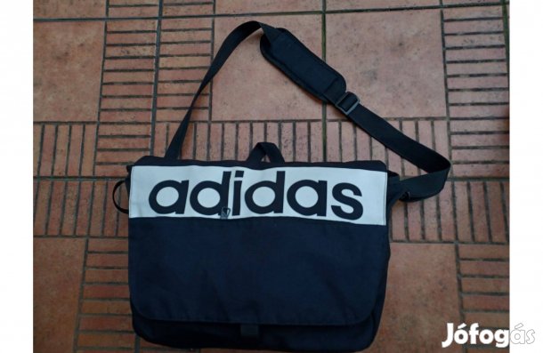 Eredeti fekete Adidas válltáska táska