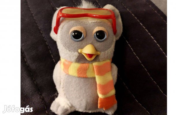 Eredeti mini Furby plüssfigura 2006 szemüveggel