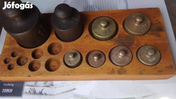 Eredeti régi súlyok régi mérleghez eladók