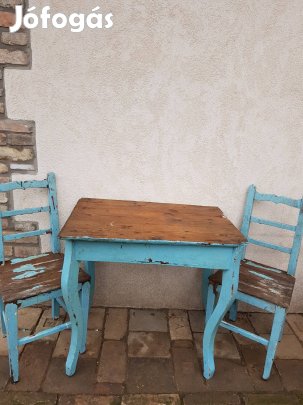 Eredetileg kékre festett fenyő garnitúra 