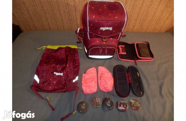 Ergobag (német) iskolatáska 5 darabos készlet 2.- 4. osztály leány