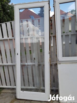 Erkélyajtó fa tokkal hőszigetelt üveggel 88x242cm magas beépítési mére