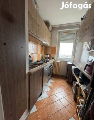 Erkélyes 2 Szobás Lakás Eladó !