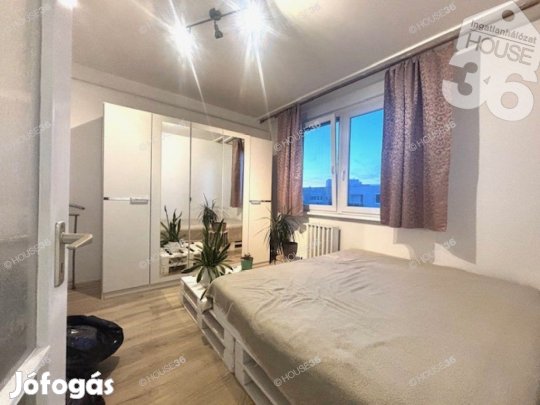 Erkélyes - 2 szobás, Széchenyivárosi lakás eladó!