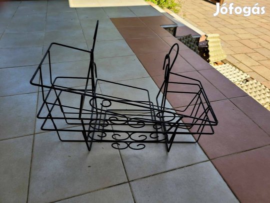 Erkélykorlátra tehető fém virágláda tartó 3 db