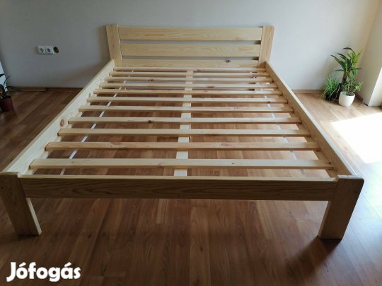 Erős, emelt kivitelű ágy, tömör fából készült, új, garanciával