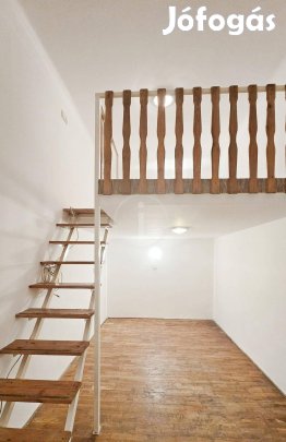 Erzsébetvárosban, Csendes, Földszinti, Udvari Lakás Eladó!