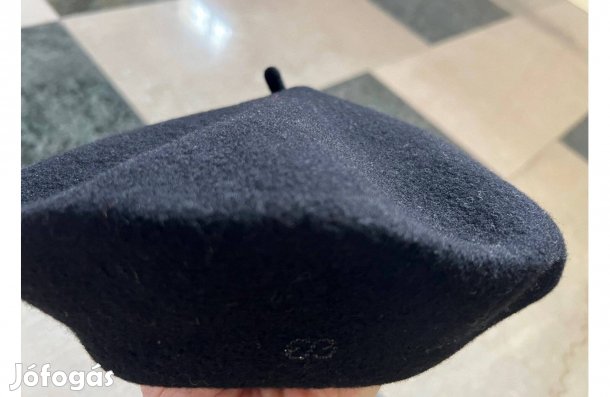 Escada gyapjú svájci sapka eladó