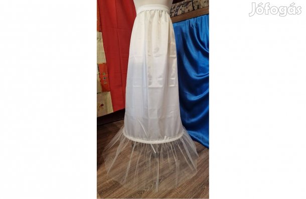 Esküvő ASZ90 - 52cm-es 1 körös fodros ekrü selyem menyasszonyi alsószo