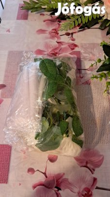 Esküvői asztaldísz.