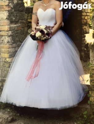 Esküvői ruhák