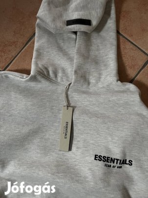 Essentials felső 