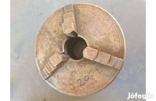 Eszterga tokmány 200 mm