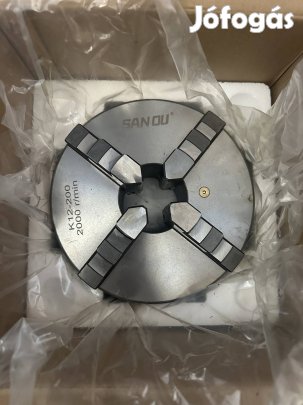 Eszterga tokmány 200 mm-es 4 pofás fordított pofákkal és kulccsal