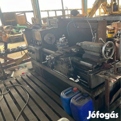 Esztergagép 16K20M
