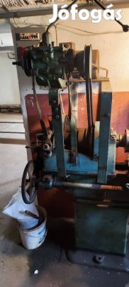 Esztergapad működőképes