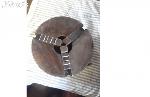 Esztergatokmány 3 pofás 200 mm magyar eladó !