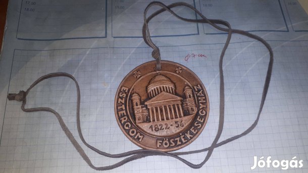 Esztergom Főszékesegyház nyaklánc