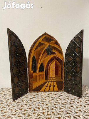 Esztergomi vár, Lovagterem, intarziás kép