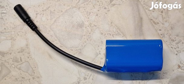 Etetőhajó új akkumulátor 7.4V 5200 mAh lámpákhoz, rc hajó, stb